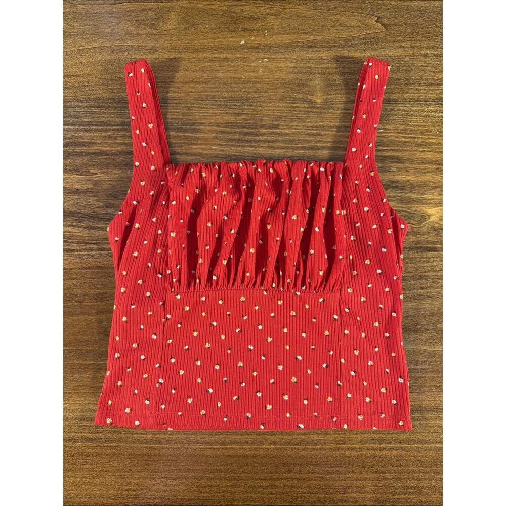 Chocolate Brand Red Floral Crop Top Size Medium Tank Shirt Blouse Ribbed